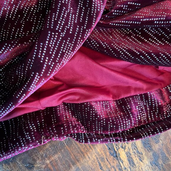 Lavish Alice Sparkly Maroon Cocktail Mini Dress Sz. 2 - Picture 12 of 13